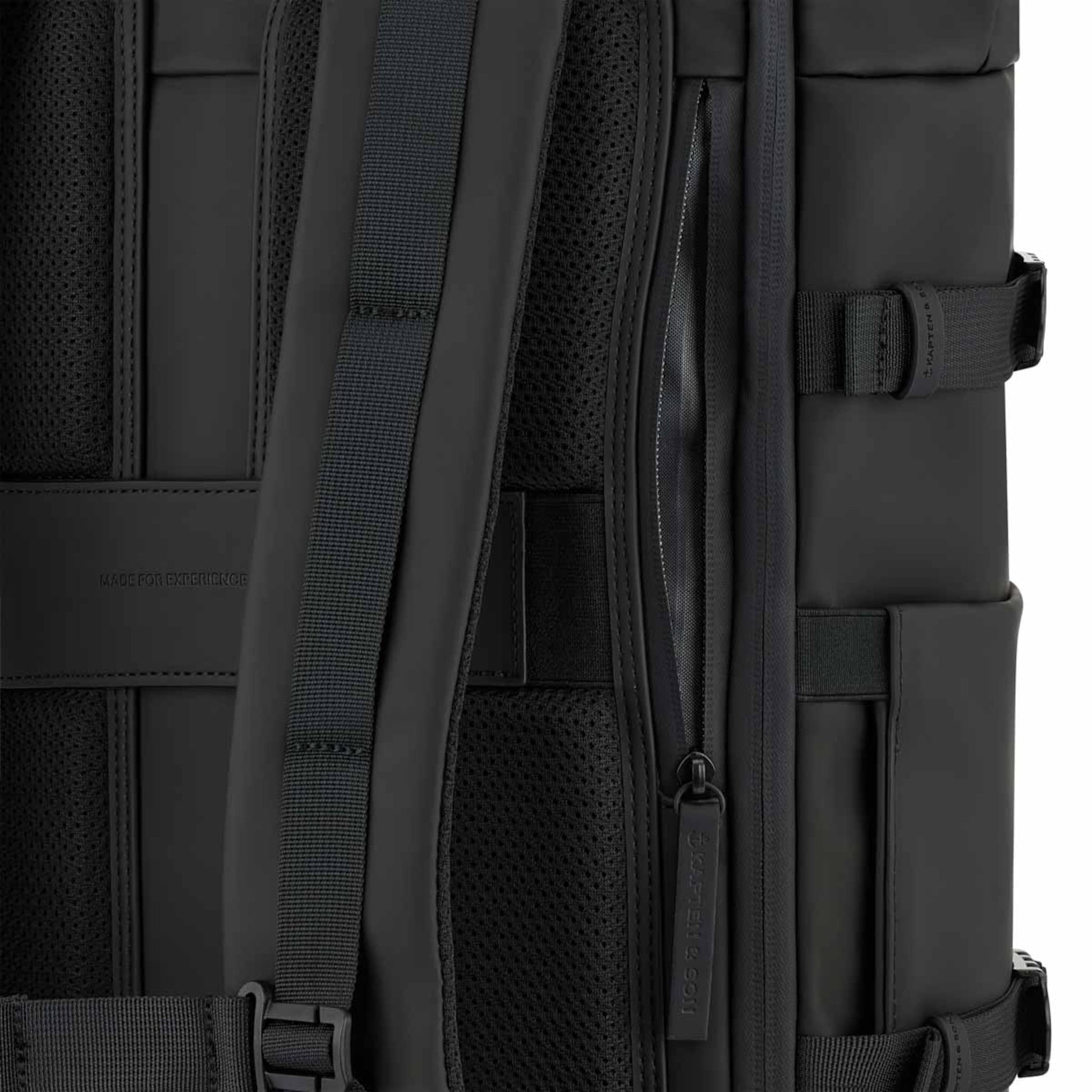 Helsinki Pro Cord All Black