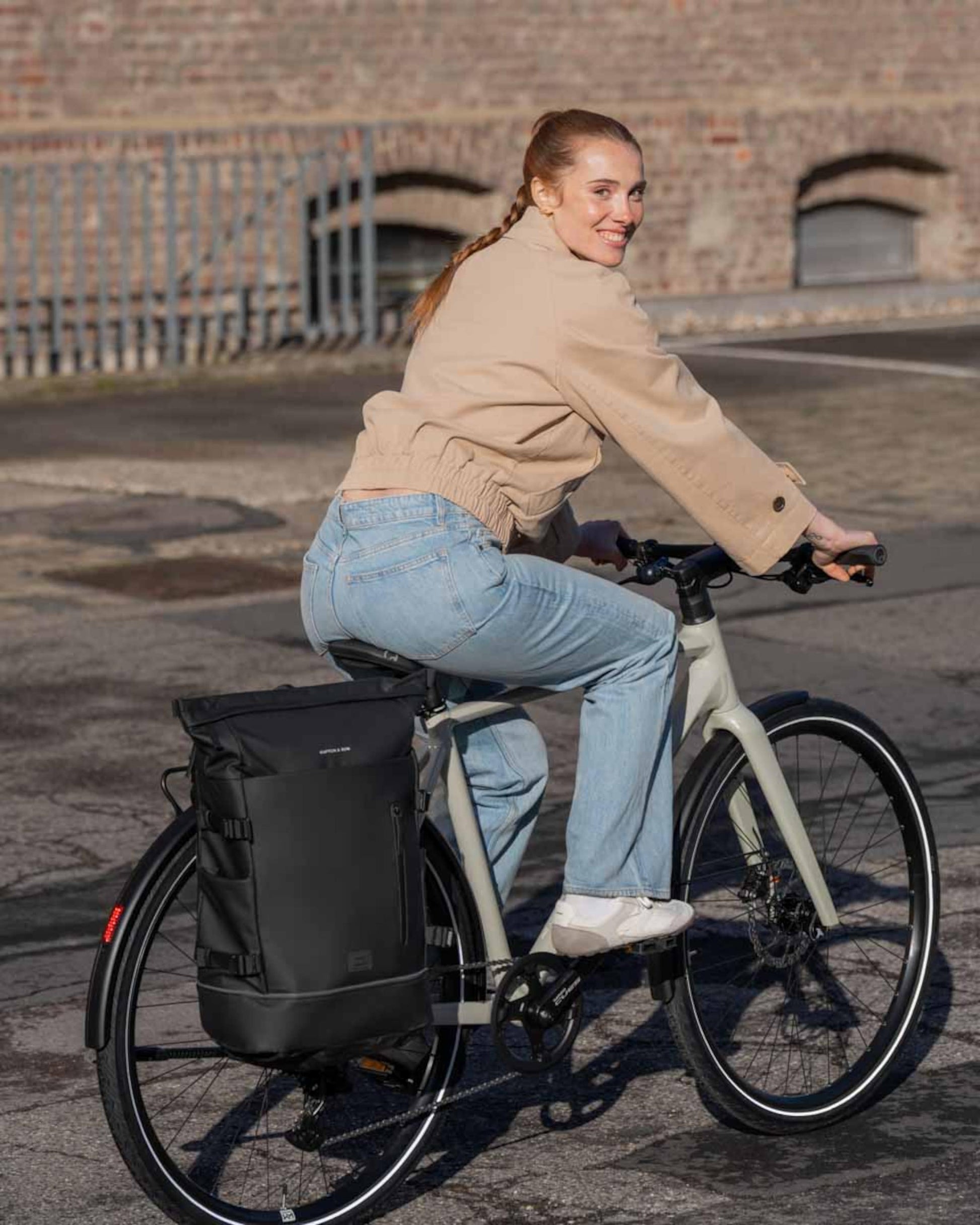 Helsinki Pro Bike Backpack All Black