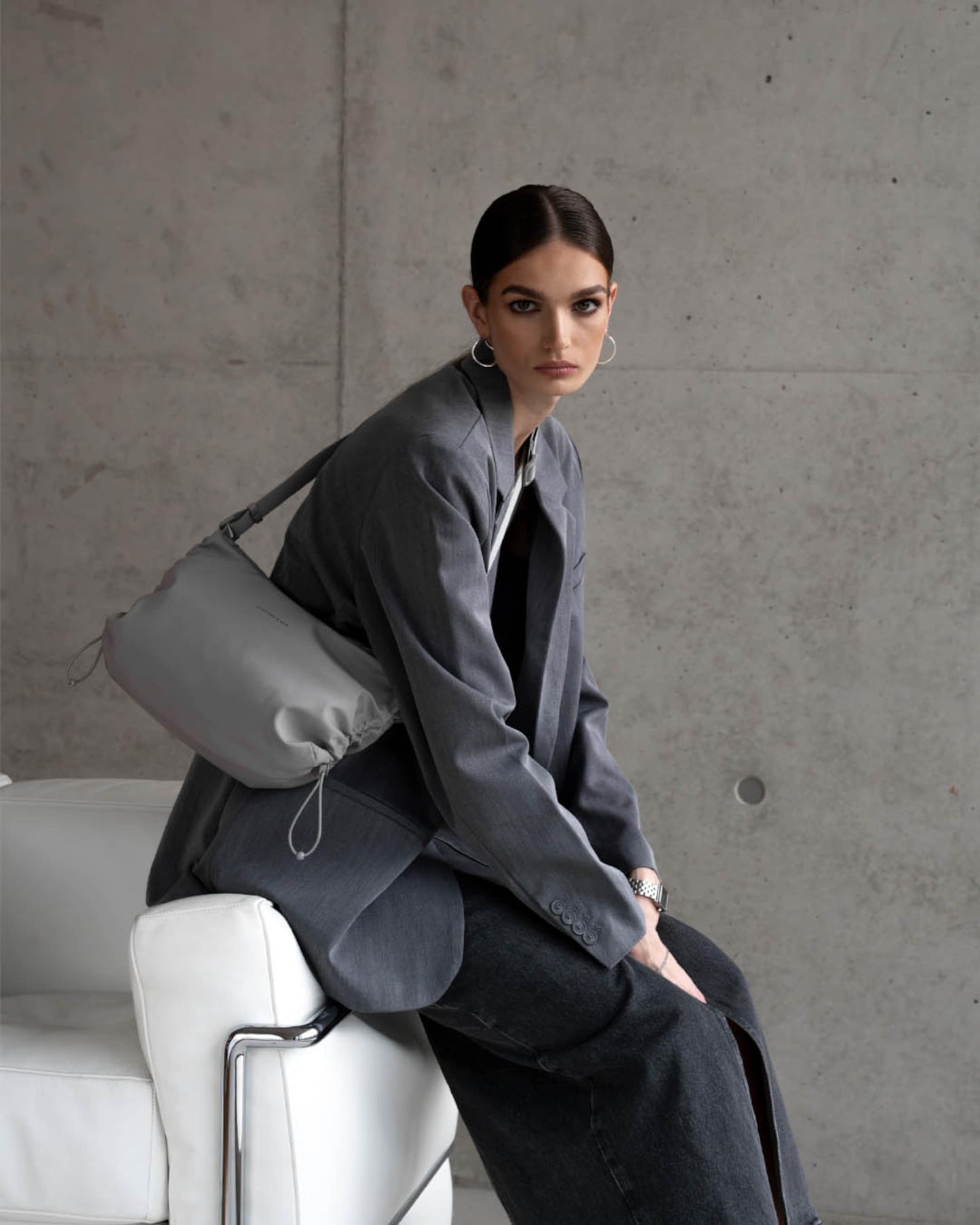 Skara Small All Black