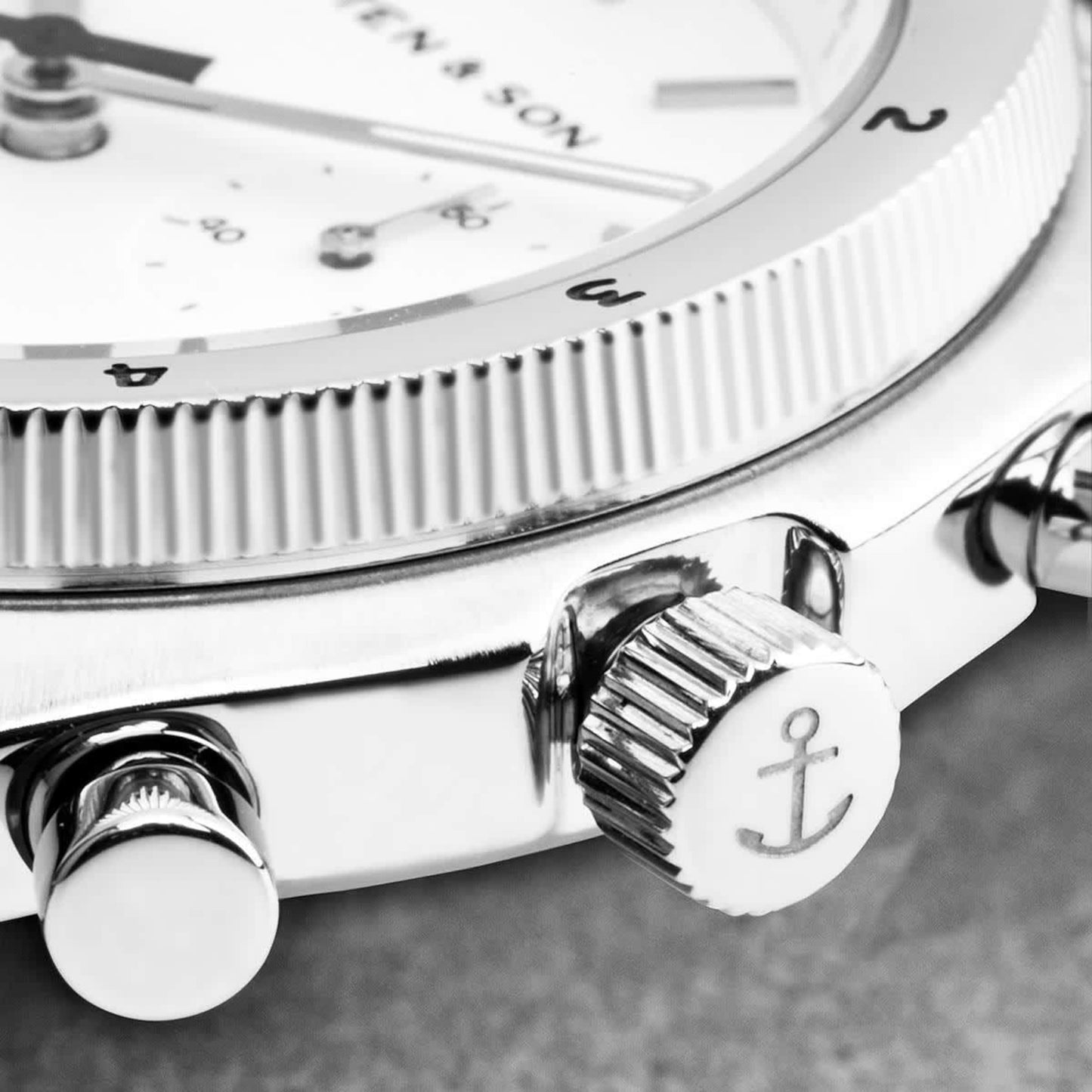 Rise Small Silver Steel