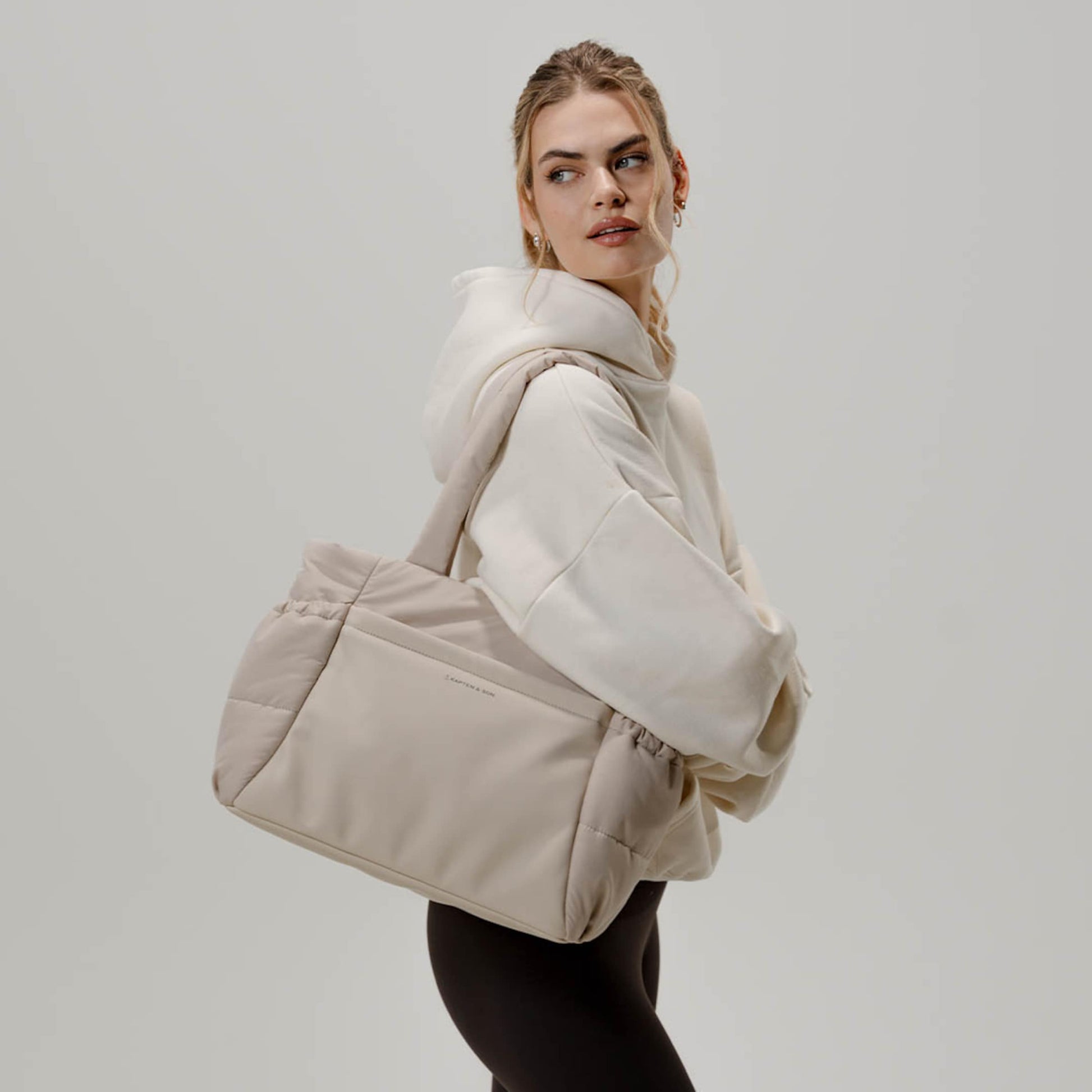 Hellvi Cloud Small Sandstone