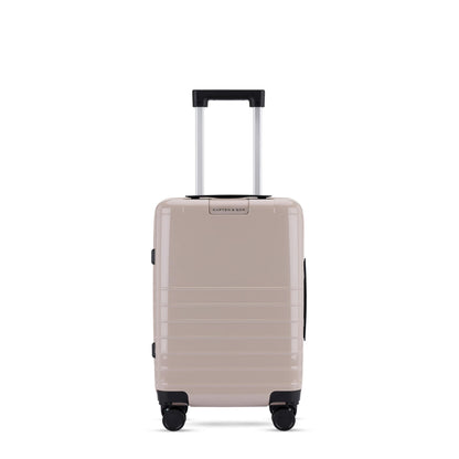 Heathrow Essential Check In All Black