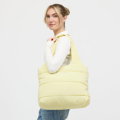 Skara Cloud Shopper All Black