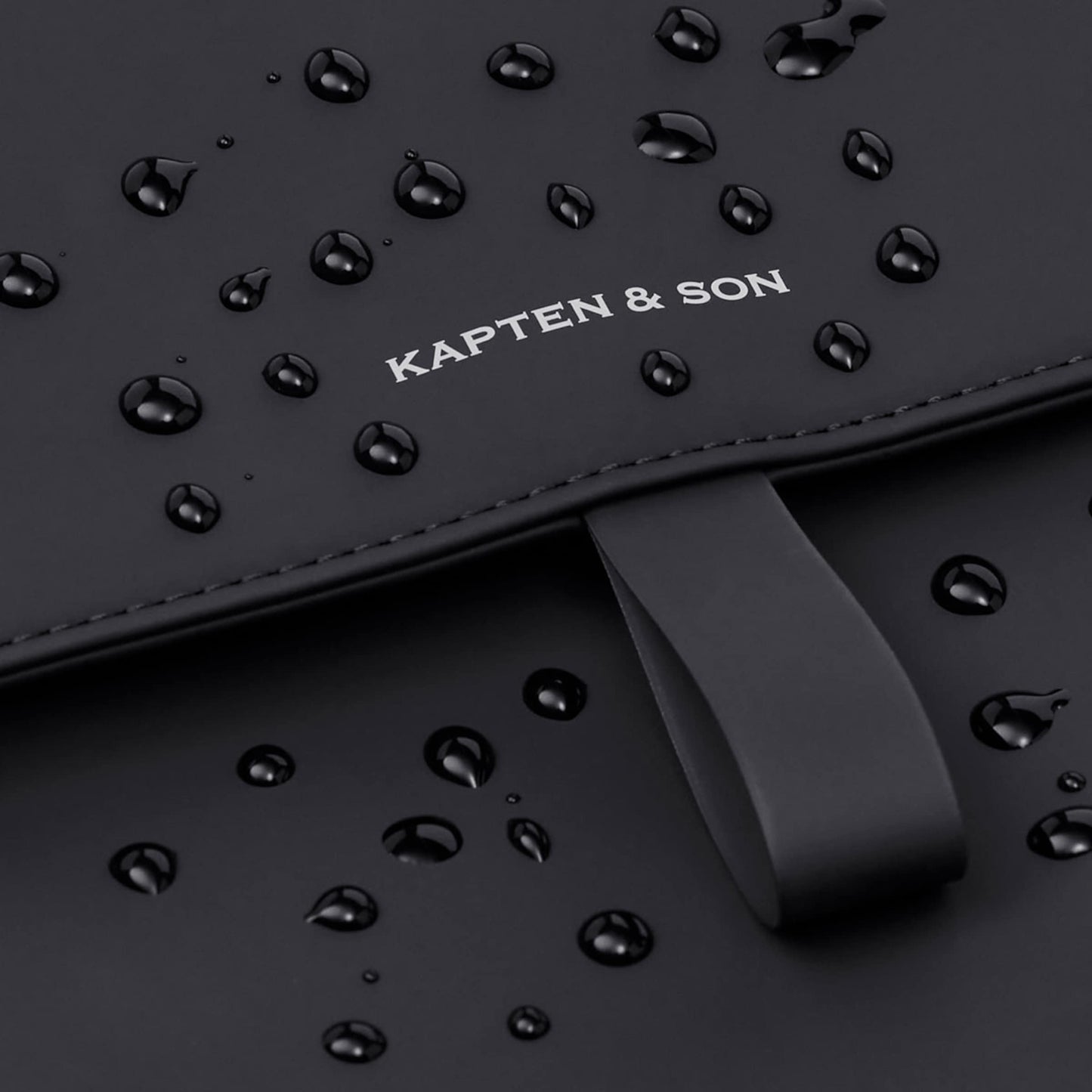 Fyn Sleek Full PU All Black