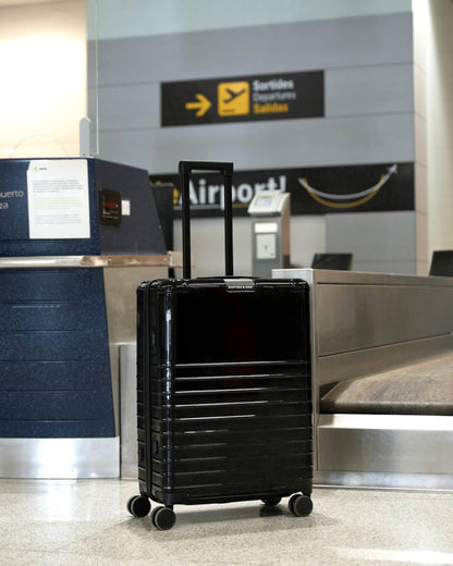 Heathrow Essential Check In Sandstone