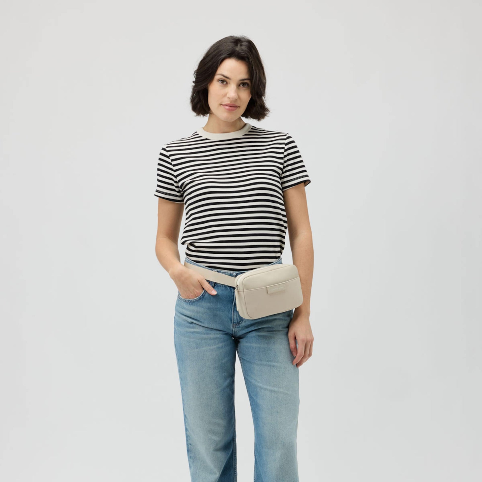 Bergen Pro Crossbody Greige