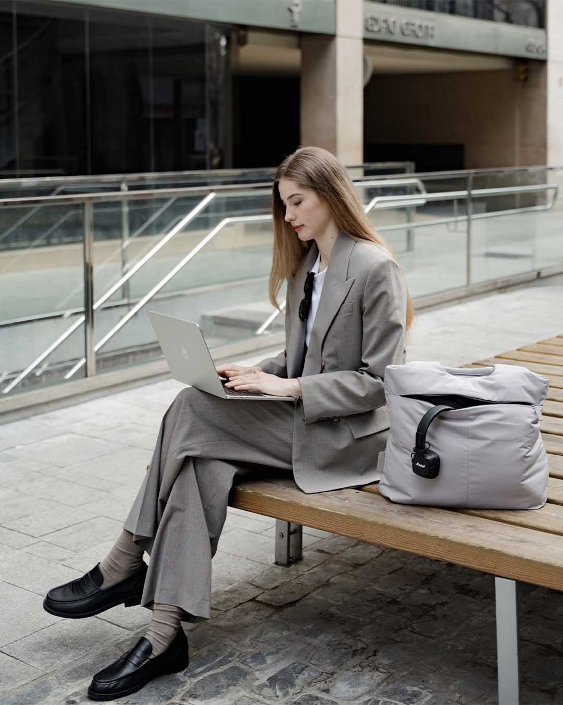 Skara Cloud Shopper Cord Dusty Khaki