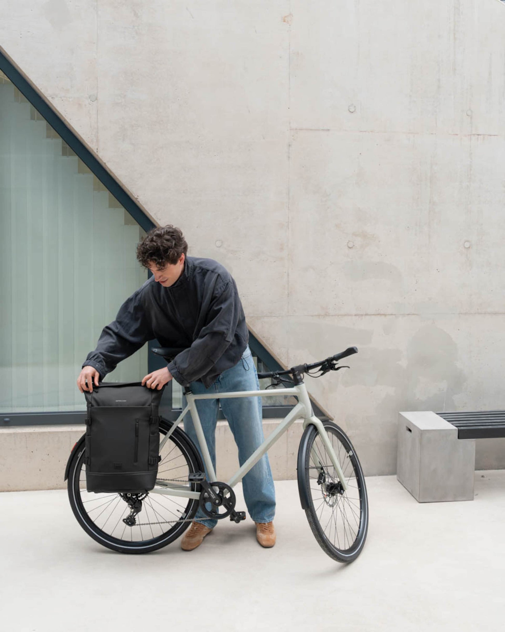 Helsinki Pro Bike Backpack All Black