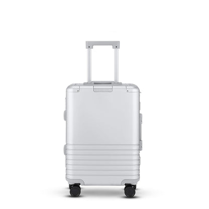 Heathrow Aluminium Cabin Silver