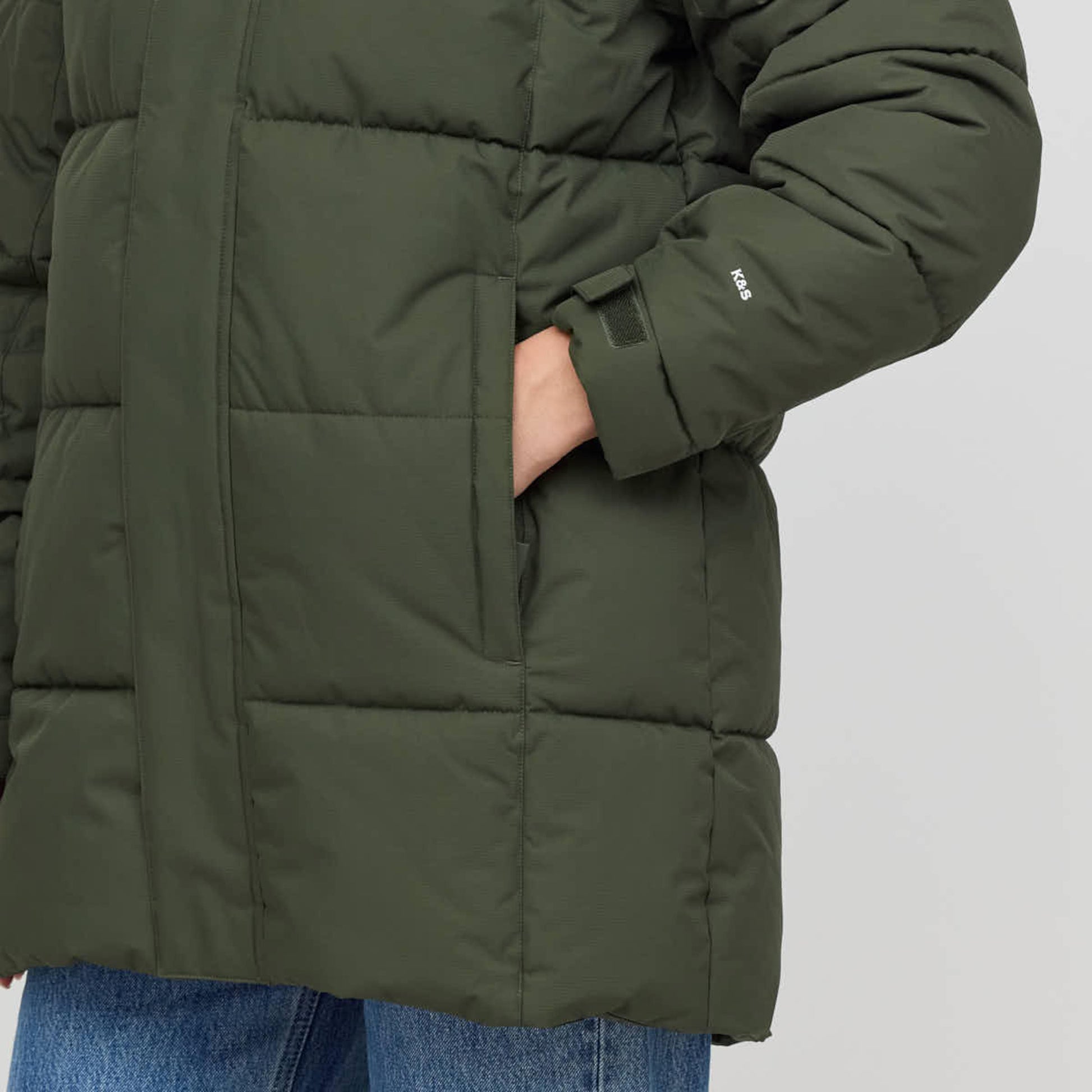 Winter Puffer Jacket Cord All Black