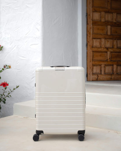Heathrow Essential Cabin Sandstone