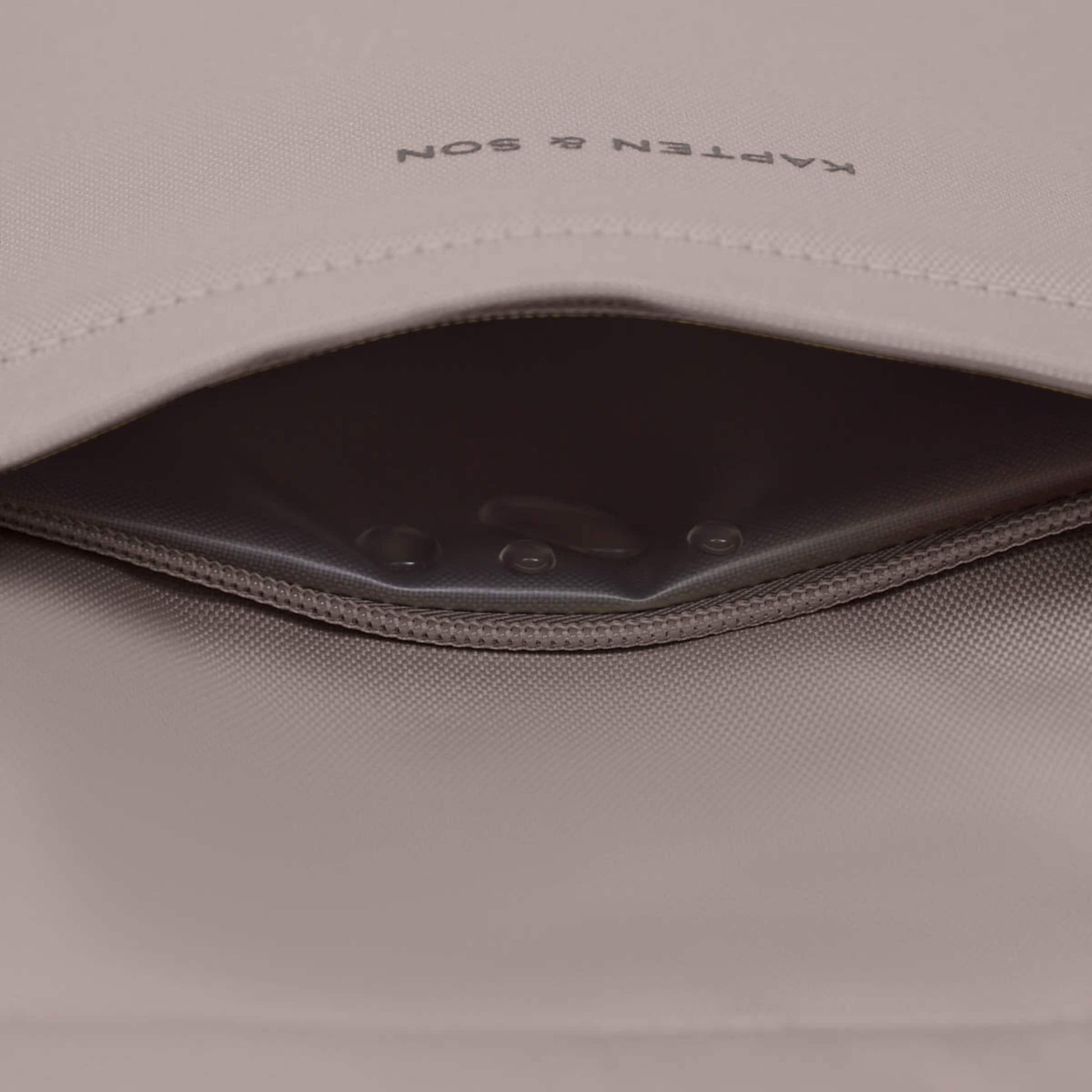 Oulu Cooling Hybrid Bag Sandstone