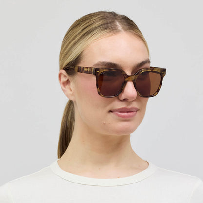 Siena Crystal Tortoise Brown