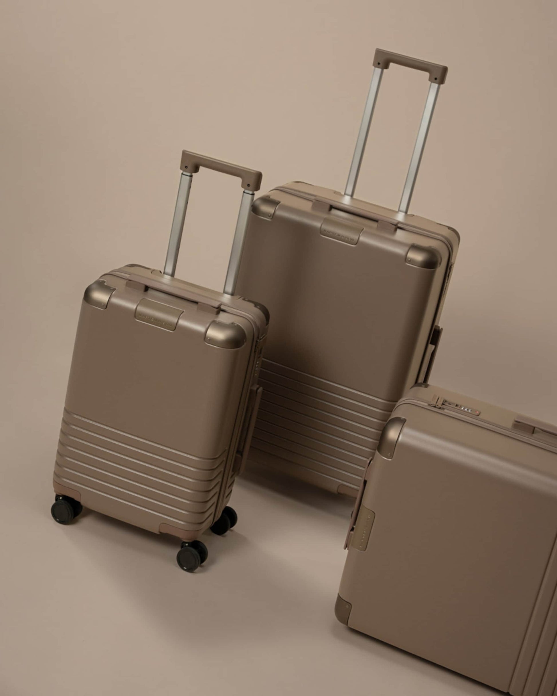 Heathrow Cabin Sandstone