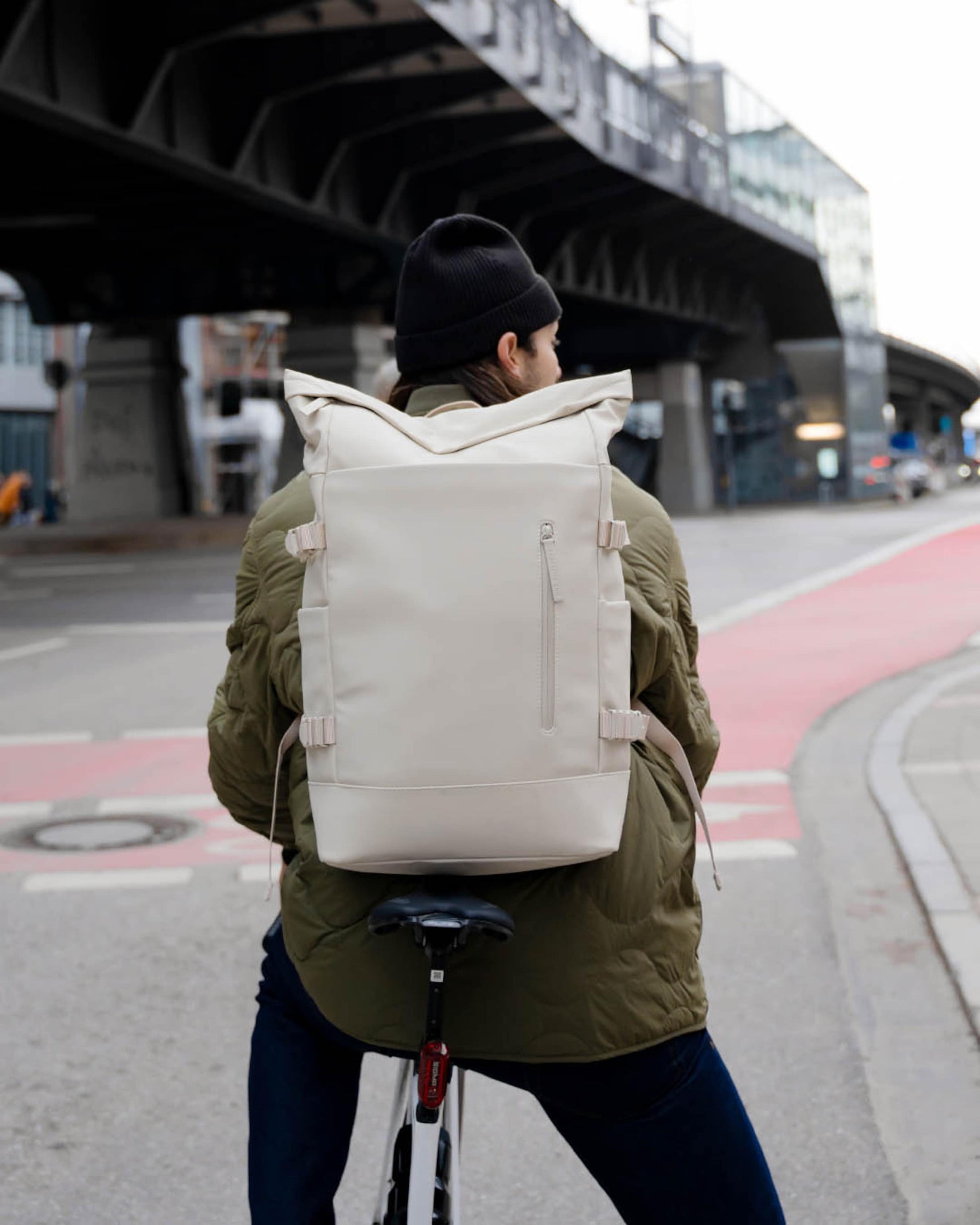 Helsinki Pro Walnut