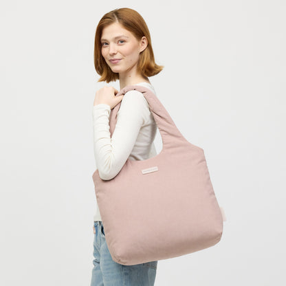 Skara Cloud Shopper All Black
