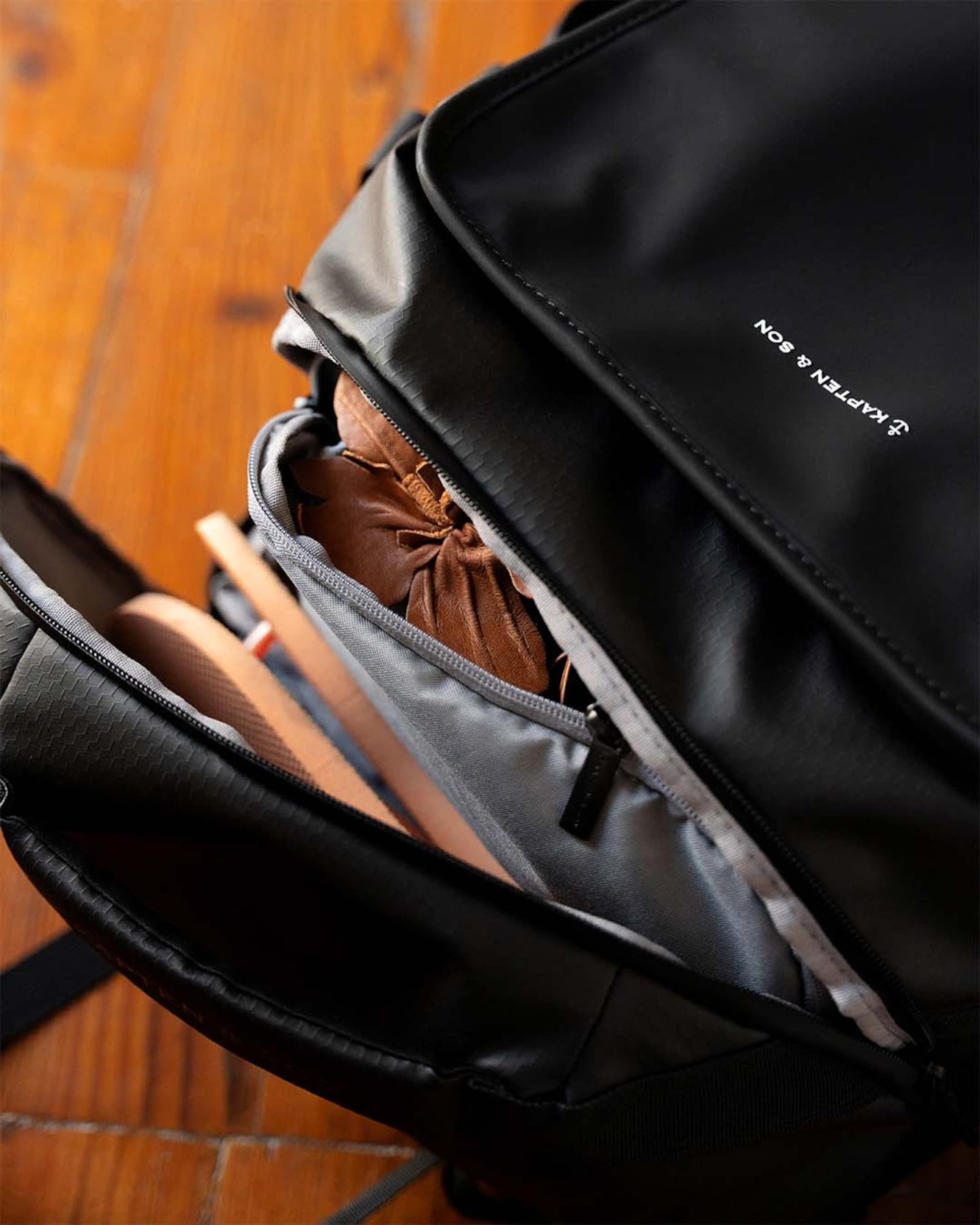Lisbon Duffle Backpack Medium Sandstone