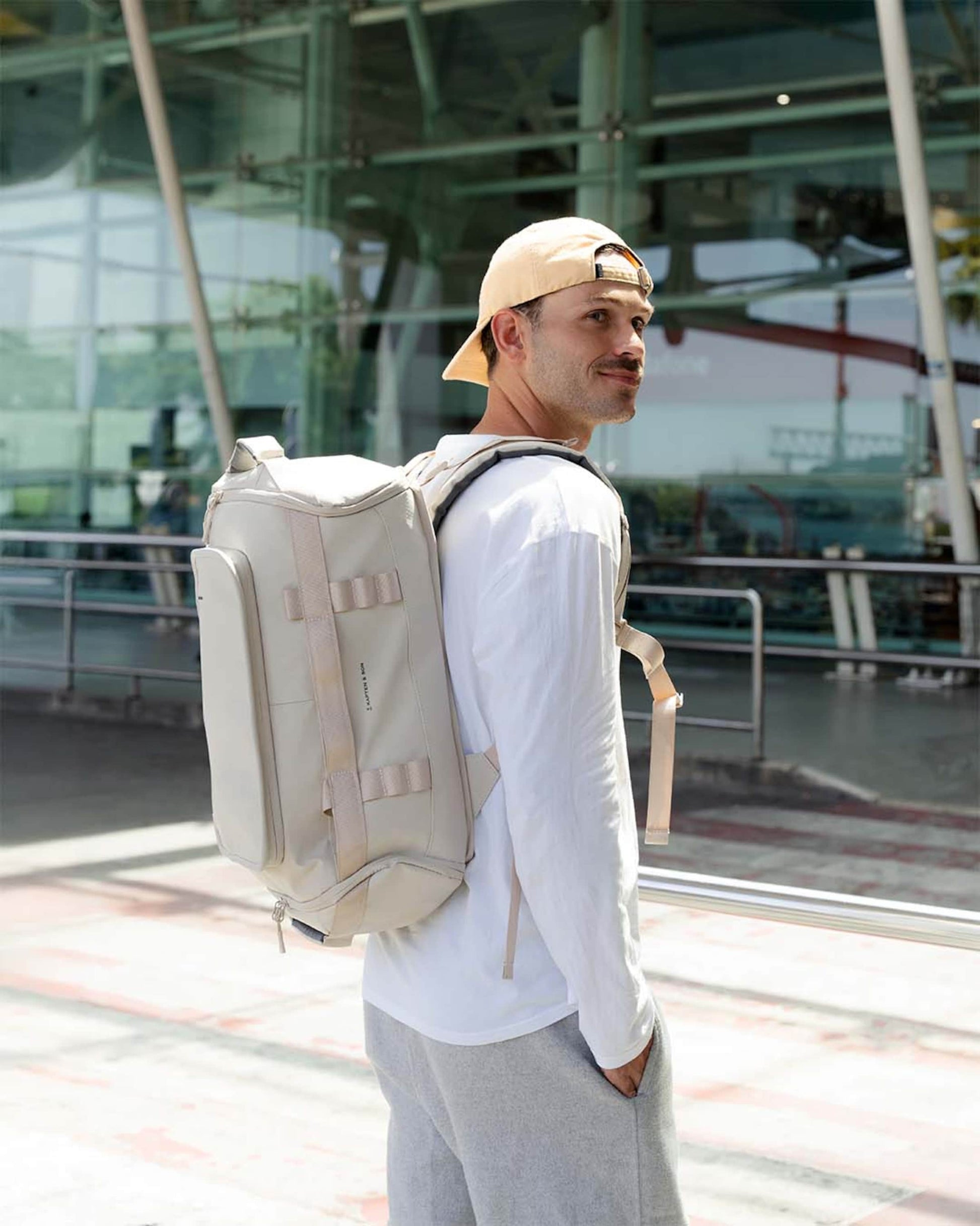 Lisbon Duffle Backpack Large Sandstone 