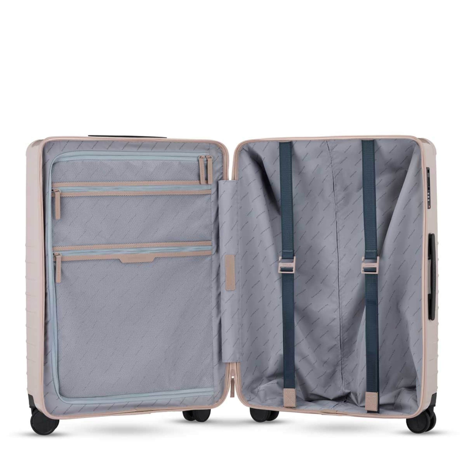 Heathrow Essential Cabin All Black